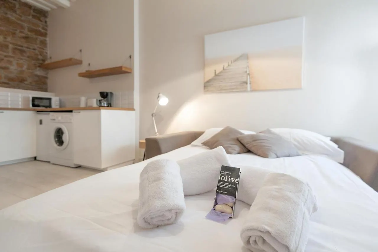 Guestready - Charmant Studio Proche Du Metro Lyon 0*,  France