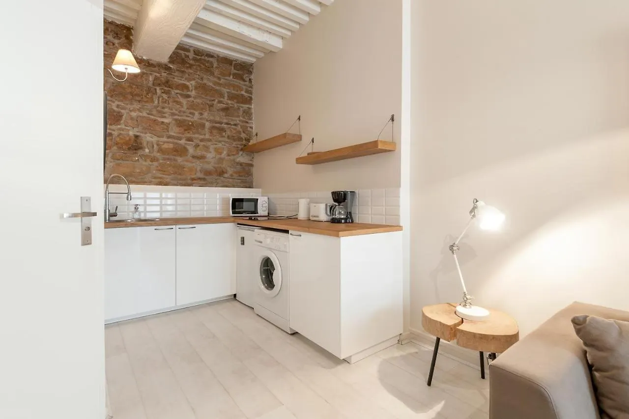 Guestready - Charmant Studio Proche Du Metro Lyon Apartment
